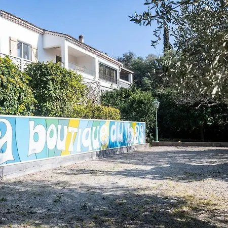 House With Pool And Petanque Court * Sainte-Maxime
