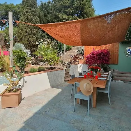 House With Pool And Petanque Court